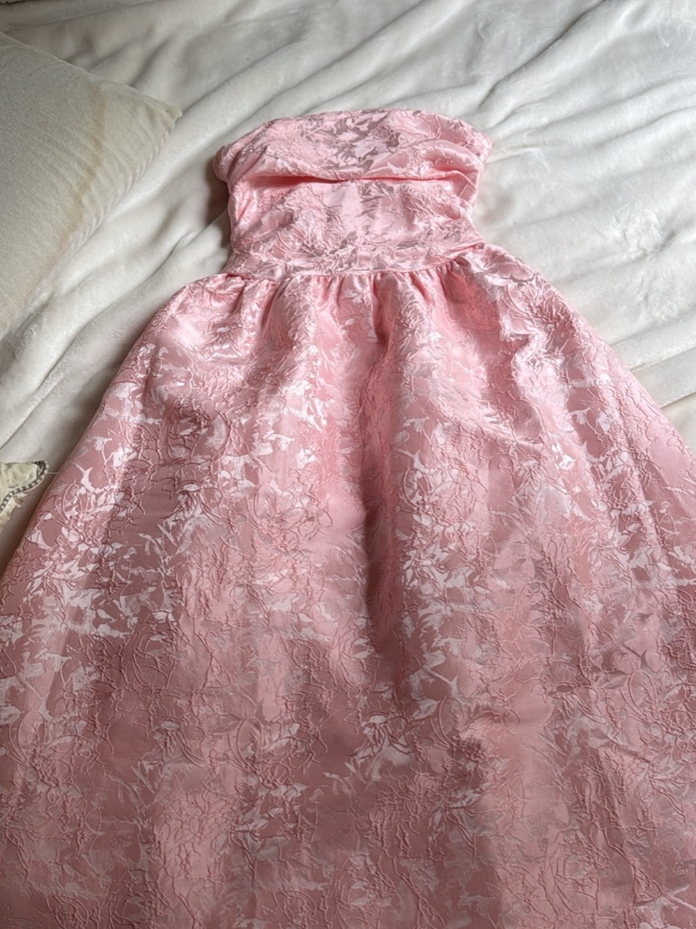 Brand new Strapless Pink Floral Brocade Wedding guest Dress with Lace-Up Back - Picture 4 of 8